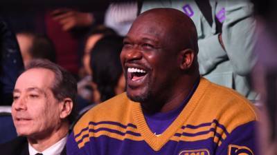 saint Nick - Shaquille O'Neal delivers holiday gifts to children in Georgia - fox29.com - Georgia - county Henry
