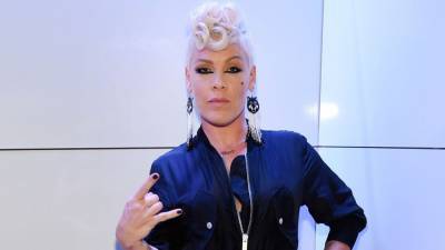 Pink Reflects on Year of Health Struggles, Including COVID-19, a Staph Infection and Breaking Her Ankle - etonline.com