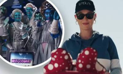 Katy Perry - Orlando Bloom - Katy Perry pushes baby daughter in a stroller in preview for Not The End Of The World music video - dailymail.co.uk