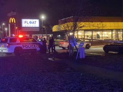 Person shot in the chest outside Orlando Waffle House, police say - clickorlando.com - city Orlando