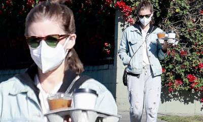 Kate Mara - Kate Mara pairs a classic denim jacket with sweats while on an iced coffee run in Los Angeles - dailymail.co.uk - Los Angeles - city Los Angeles