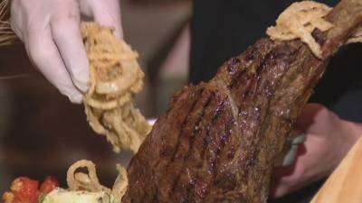 Hoping to stay afloat, local restaurants want to cook the holiday meal - fox29.com - Brazil