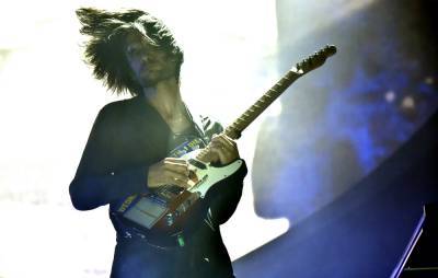Radiohead’s Jonny Greenwood writes Christmas letter to fans - nme.com