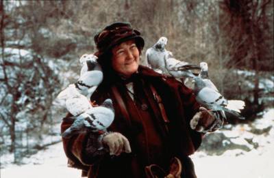 Oscar-Winning Actress (And ‘Home Alone 2’ Pigeon Lady) Brenda Fricker Says It ‘Can Be Very Dark’ To Spend Christmas Alone This Year - etcanada.com - Ireland - city Dublin