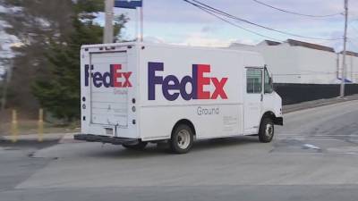 Delaware Valley folks unhappy gifts were shipped, but never delivered; FedEx investigating - fox29.com - state Delaware - city Philadelphia