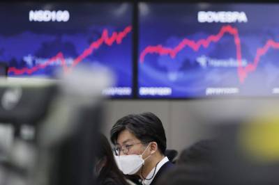 Donald Trump - Asian stocks gain after Trump criticizes economic aid bill - clickorlando.com - China - city Beijing - South Korea - Britain - city Tokyo - city Shanghai - city Hong Kong - city Santa