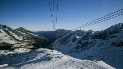 Austria ski resorts reopen despite looming third lockdown - rte.ie - Austria