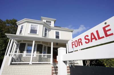 Freddie Mac - Benchmark U.S. 30-year mortgage drops to record low 2.66% - clickorlando.com - Washington