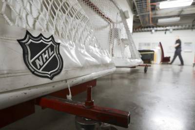 Bill Daly - NHL: Canadian teams able to start season in home arenas - clickorlando.com - Canada