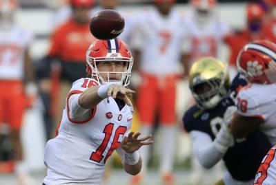 Trevor Lawrence - Kyle Trask - Heisman finalists: Tide teammates plus Lawrence and Trask - clickorlando.com - New York - state Florida - state Michigan - state Alabama - county Howard