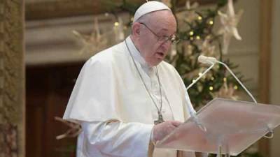In Christmas message curbed by Covid, pope calls on nations to share vaccines - livemint.com - Vatican