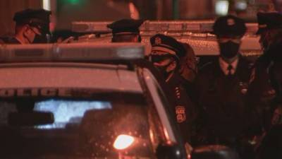 Police: Officers fatally shoot man who opened fire on crowd, turned gun on police - fox29.com