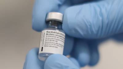 Tony Holohan - Paul Reid - Ireland to receive first batch of Pfizer-BioNTech vaccine - rte.ie - Britain - Ireland