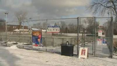 Coronavirus: Beaconsfield bans outdoor ice hockey - globalnews.ca - Island