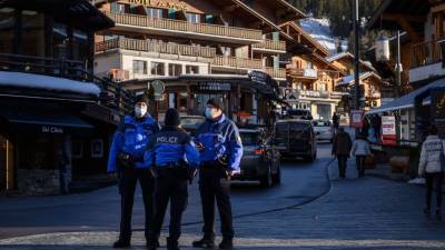 British tourists sneak out of Swiss ski resort to avoid quarantine - rte.ie - Switzerland - Britain