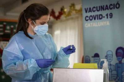 Salvador Illa - This country to create a register of people who refuse covid-19 vaccine - livemint.com - Spain