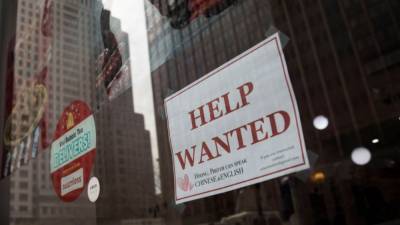 Unemployment claims remain high at 712,000 as COVID-19 pandemic escalates - fox29.com