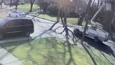 Caught on camera, truck hits power lines leaving Gloucester County family in the dark for days - fox29.com - county Gloucester - Jersey