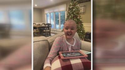 16-year-old Moorestown girl battling cancer treated to lawn performances - fox29.com - city Moorestown