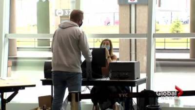 ‘She had just had a negative test’: Concerns rise over rapid testing at Calgary airport - globalnews.ca