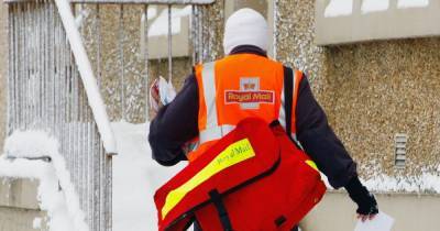 Rules on tipping your Royal Mail postie at Christmas during coronavirus pandemic - dailyrecord.co.uk