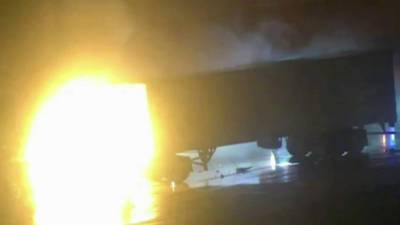 Can I (I) - Christmas Star - Ball of fire rages from semi on Florida Turnpike - clickorlando.com - state Florida - county Orange