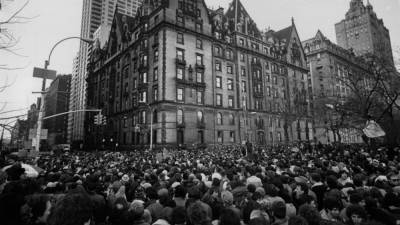 John Lennon - How the world mourned tragic death of John Lennon 40 years ago: In photos - clickorlando.com - city New York