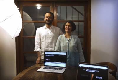 Indian couple help traditional artisans get back to business - clickorlando.com - city New Delhi - India