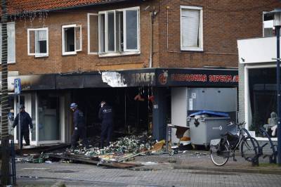 Blasts badly damage 2 Polish supermarkets in the Netherlands - clickorlando.com - Netherlands - city Amsterdam - Poland