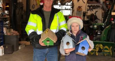 New Brunswick - ‘I wanted to spread some good’: N.B. boy crafts birdhouses for seniors at home amid the pandemic - globalnews.ca