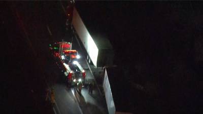 Bob Kelly - Tractor trailer accident closes westbound lanes of I-78 in Lehigh County - fox29.com - county Lehigh