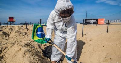 Copacabana beach 'graves' to honour Brazil coronavirus victims destroyed in fracas - mirror.co.uk - Usa - Brazil