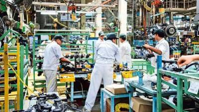Long slog as factory output shrinks - livemint.com - city New Delhi - India