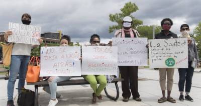 Coronavirus: Dollarama workers in Montreal demand health be put above profits - globalnews.ca