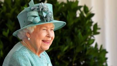 Elizabeth Ii Queenelizabeth (Ii) - Windsor Castle - queen Elizabeth - Queen Elizabeth II Celebrates Official Birthday With Intimate Ceremony at Windsor Castle - etonline.com - Britain
