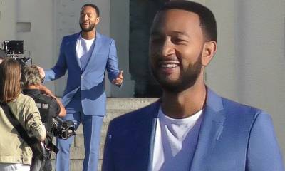 John Legend looks handsomely stylish in a blue suit during video shoot for his new album Bigger Love - dailymail.co.uk - Los Angeles - city Los Angeles - state Ohio - state Indiana - county Love