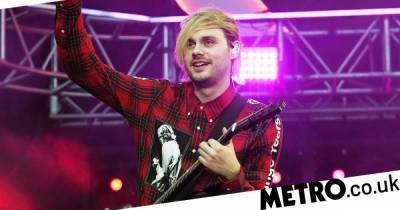 Michael Clifford - 5 Seconds of Summer star Michael Clifford apologises for offensive tweets: ‘I’m a different person’ - metro.co.uk