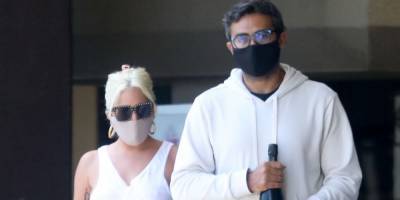 Michael Polansky - Lady Gaga Rocks Gold Leggings During an Outing with Boyfriend Michael Polansky - harpersbazaar.com - state California - city Malibu, state California