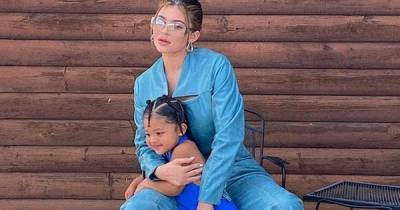 Kylie Jenner - Kylie Jenner and Stormi 'have the blues as they wake up in the wild, wild west' - mirror.co.uk - Usa - state Wyoming