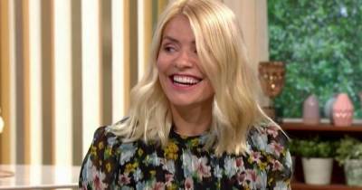 Holly Willoughby - Phillip Schofield - Wim Hof - Holly Willoughby says 'I shouldn't be on TV' as This Morning hosts get 'high' on air - dailystar.co.uk - city Amsterdam