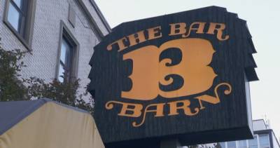 Montreal mainstay Bar-B Barn shutters after 53 years - globalnews.ca