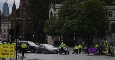 Boris Johnson - Boris Johnson in car crash outside parliament as convoy targeted by protester - dailyrecord.co.uk - Scotland - county Johnson - Kurdistan