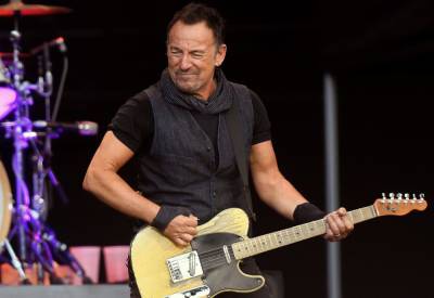 Donald Trump - Bruce Springsteen - Bruce Springsteen Calls U.S. Government Response To Pandemic ‘A National Disgrace,’ Tells Trump To ‘Put On A F**king Mask’ - etcanada.com - Usa