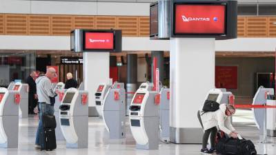 Qantas halts most international flights until October on border closure - rte.ie - Australia - New Zealand
