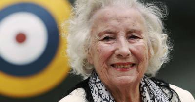 Vera Lynn - Singer Vera Lynn, voice of hope in wartime Britain, dies at 103 - msn.com - Britain