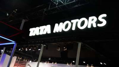 Moody’s downgrades Tata Motors to B1, outlook negative - livemint.com - India - city Mumbai - county Moody