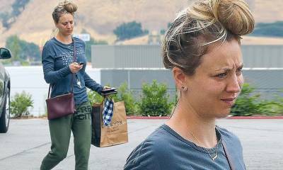 Kaley Cuoco - Kaley Cuoco makes a very casual Friday morning run to the supermarket in Calabasas sans makeup - dailymail.co.uk - state California - state Indiana