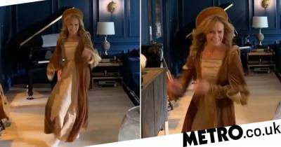 Amanda Holden - Amanda Holden runs for a gin in slow-mo TikTok clip while dressed as Anne Boleyn ‘just because’ and it’s strangely compelling - metro.co.uk - Britain
