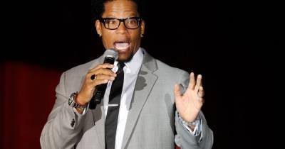 D.L.Hughley - Comedian D.L. Hughley hospitalised after collapsing on stage during live set - mirror.co.uk - state Tennessee - city Nashville, state Tennessee