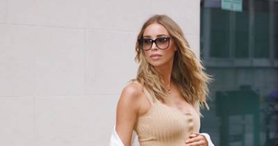 Lauren Pope flaunts her blossoming baby bump as she reveals she's 35 weeks pregnant - ok.co.uk